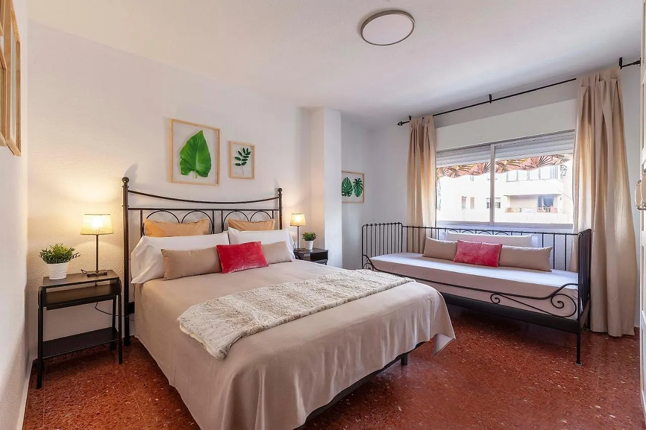 Gran Apartamento Familiar Neptuno Hotel Granada 0*,  Spain